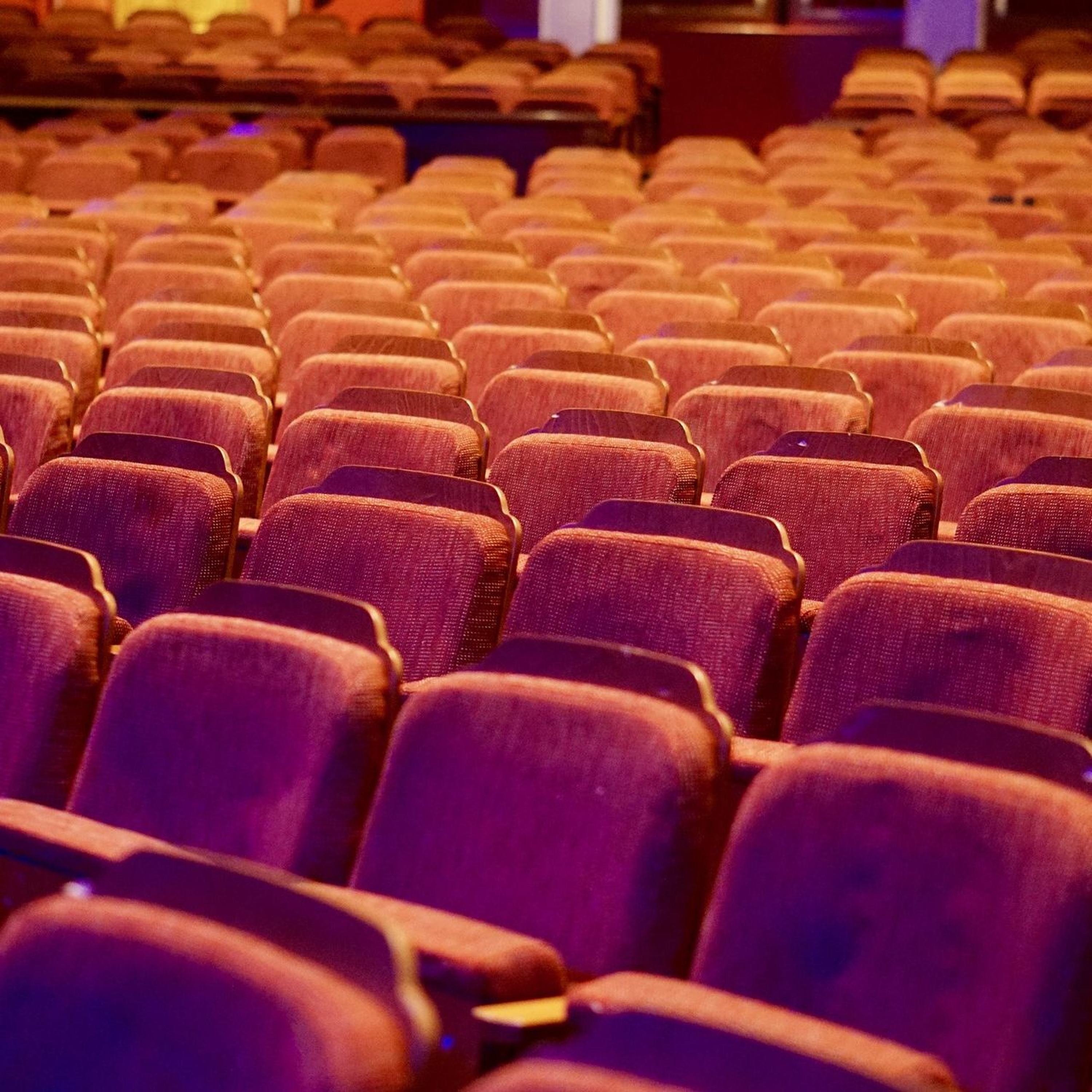 CINÉMA | Une pétition pour la réouverture des salles de cinéma au Québec episode artwork