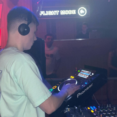 Flightmode Residents & Guests Mix 04/03/22