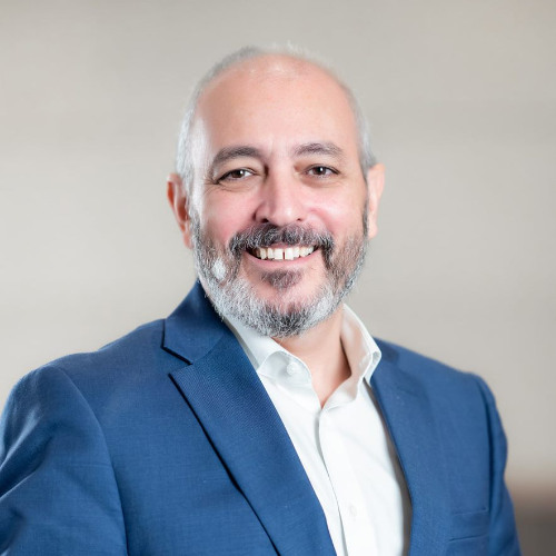 Entrevista com o secretário-geral-assistente da ONU, Marcos Athias Neto, na 4a Conferência sobre Financiamento para o Desenvolvimento