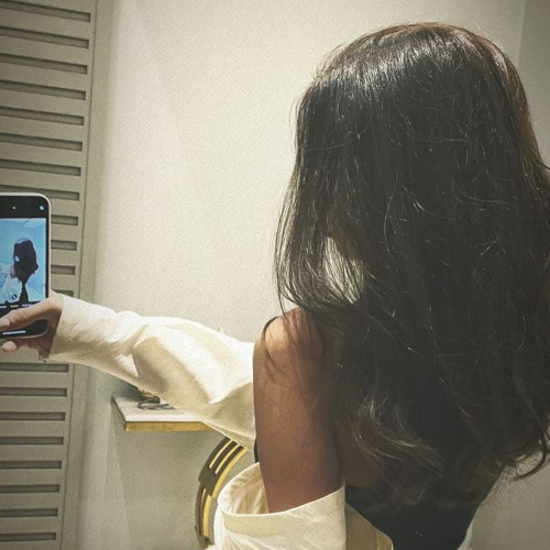 اياني وياك بأسلوبك تمازحني !