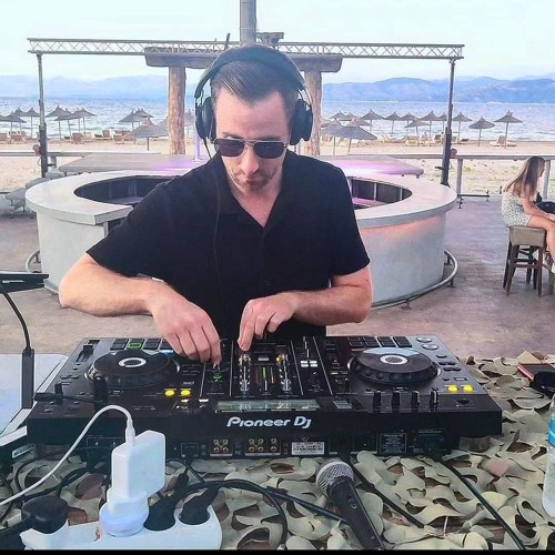 Open format club mix