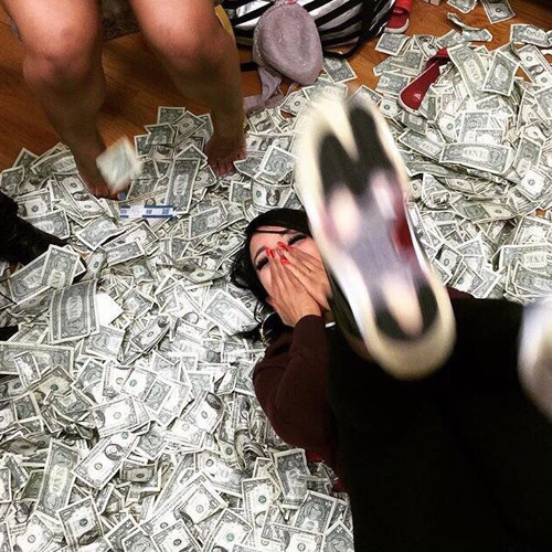 bout money/bobby flow (prod.yunglanny, kersie, gateway)