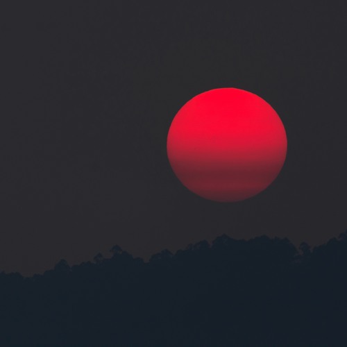 Red Moon