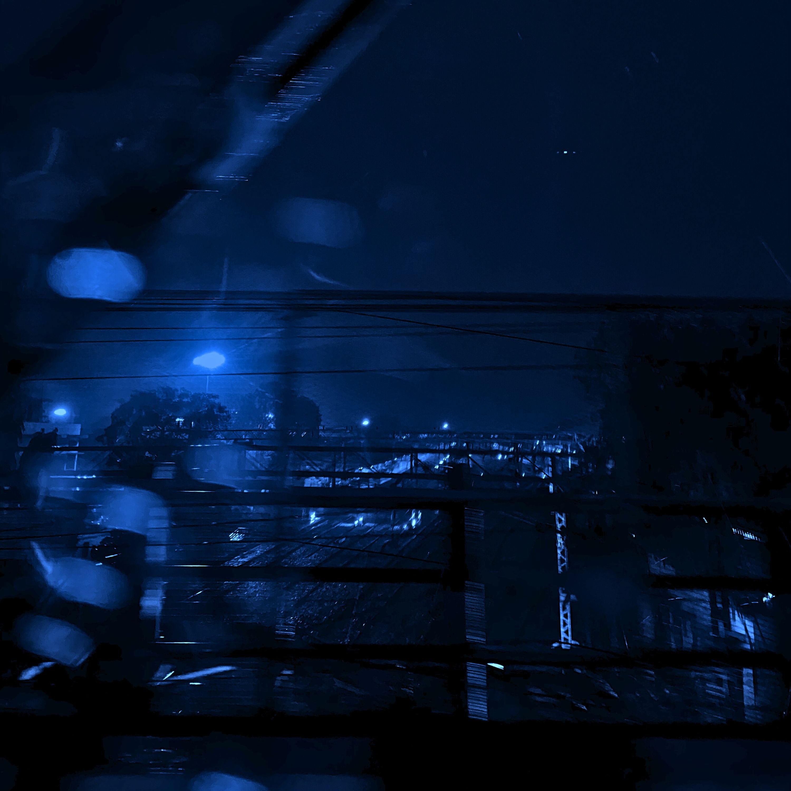 Detach episode artwork
