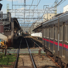 最初は笹塚に止まります。