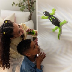 Wall Crawler Gecko Hex Bots toy fun for Halloween and more