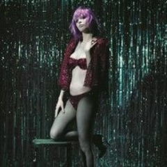 ziaan - el dolor nunk se acaba (crystal castles vanished remix)