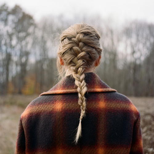 Stream right where you left me (bonus track) by Taylor Swift | Listen ...