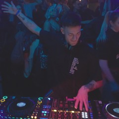 Dykstra - Bahnwärter Thiel Halle - 1 Year CFU | 11.2025