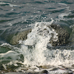 Waves Upon Rocks