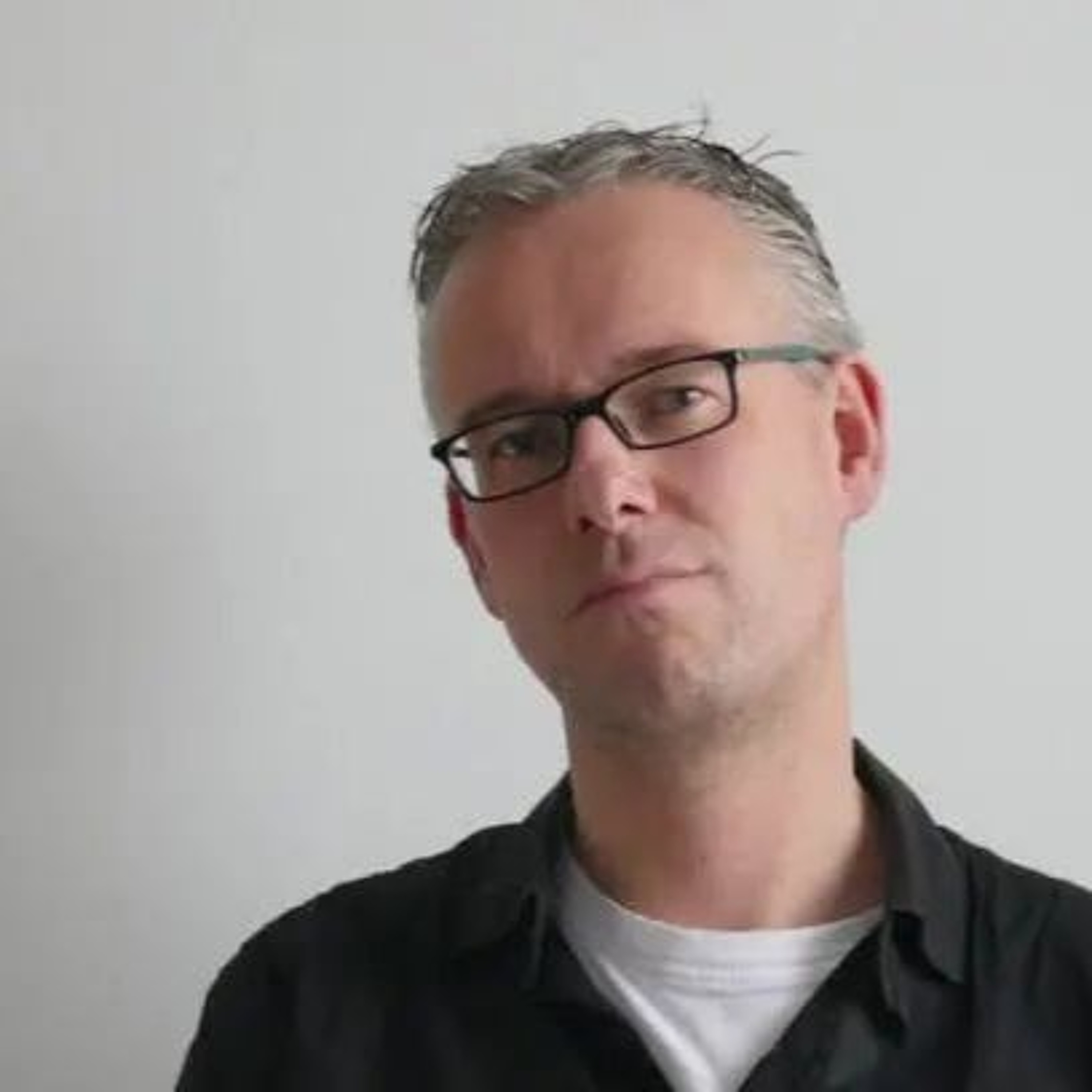 Journalist Chris Aalberts praat over versnippering 'op rechts' bij de gemeenteraadsverkiezingen episode artwork