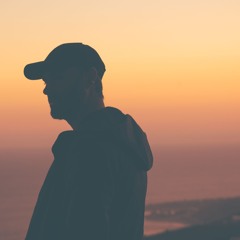 LEFT/RIGHT MIXES