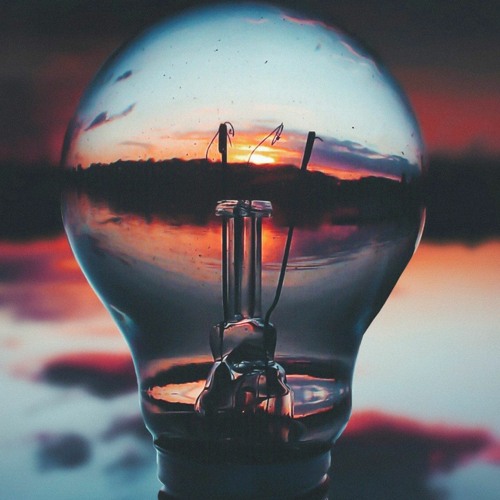Light bulb