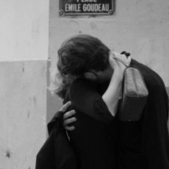 ‎⁨قدامنا ليه حاجز مانعنا !⁩