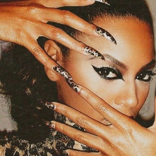 Kitty Kat Interlude - Renaissance Tour