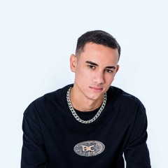 MTG- Sentadona X Jogando a Potranca [DJ LORENZO PAIVA]