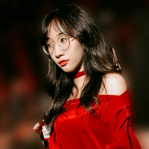 Giày Cao Gót Màu Đỏ Remix / TikTok 4:35