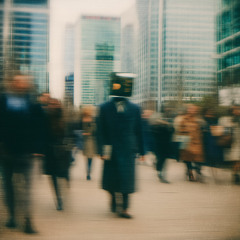 PREMIERE: Claudio Crispo - Running Late [Everybody In]