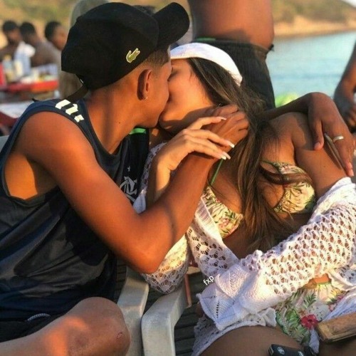 Stream MC CABELINHO PRETA RARA ((SPEED UP+GRAVE)) 🩹👩🏼🤝👨🏽 by GEELE