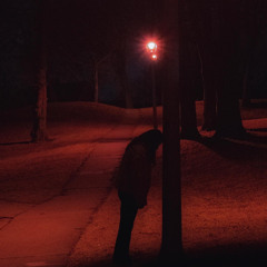 paranoid (prod. hxllowlucy)