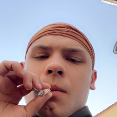 On a roll- Simas💰( Prod. By Bastian müller)