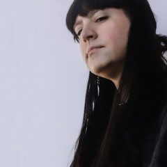 Premiere: Evelyn - Sever