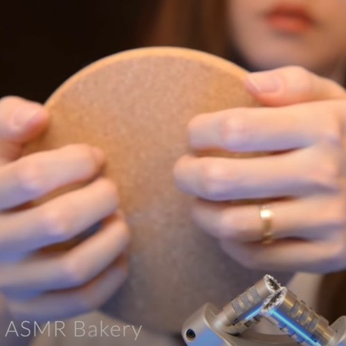 ASMR Bassy And Soft Tapping Sounds Perfect For Sleep (No Talking) - ASMR Bakery