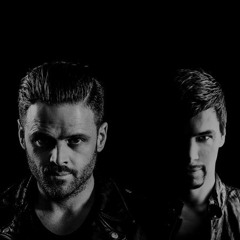 Eddie Thoneick vs. Thomas Gold - Signature Mix