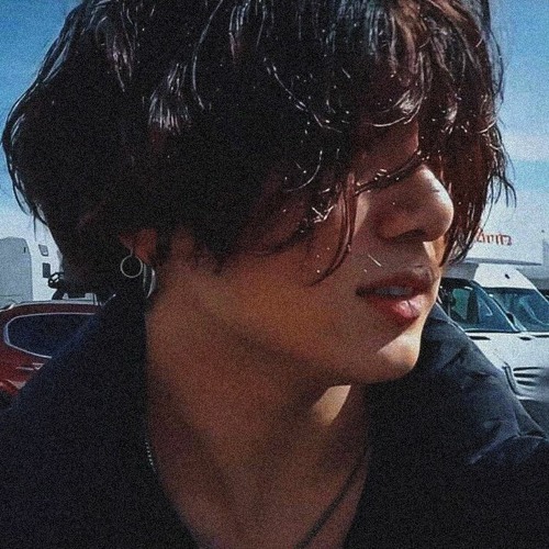 [BTS] - Jungkook sings to you whilst you two hide from the rain in an empty alleyway (ASMR)