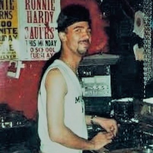 Ron Hardy Live @ AKA's, Chicago - 1990 (Manny'z Tapez)