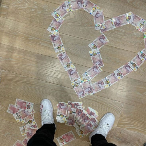 bakışların ağlatır melekleri bile