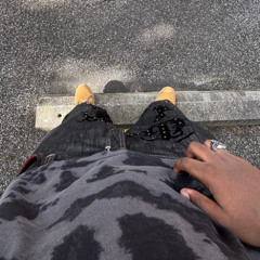 Neon Kat prod casketz & gnarly