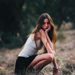 middlegirl