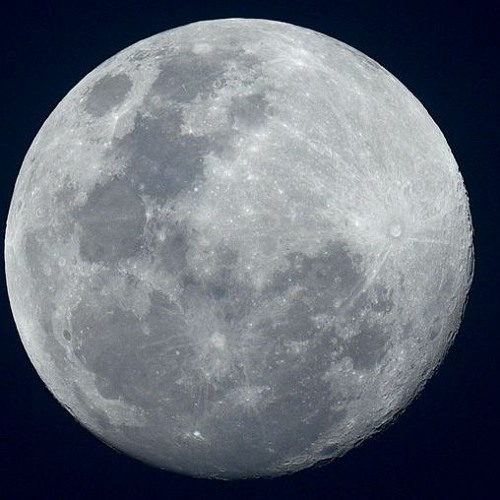 Stream Arlon Listen to Moon playlist online for free on SoundCloud