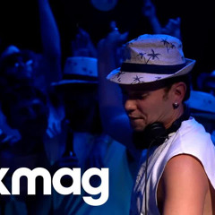 X-COAST set in The Lab LDN