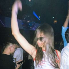 partygirl w/Z4IGXA