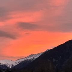 9am
