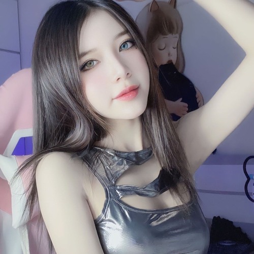 Linh Hương Luz - Em Thôi Nhân Nhượng - Lightning