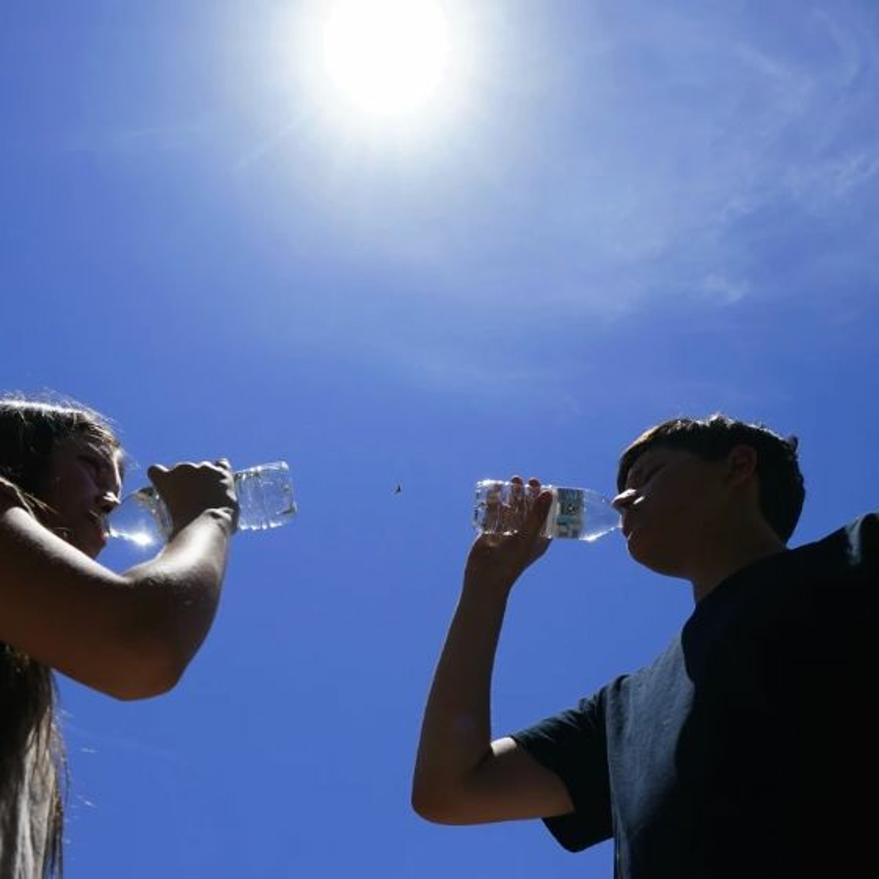 Heatwave In Europe: Italy issued red alert in 16 cities (18.7.23) episode artwork