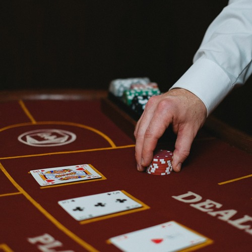 Online Poker Tournaments - it is a Marathon Not a Race