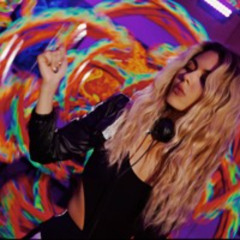 Lizzaveta @Aliume BlacklightArtGallery, NYC, USA . Melodic House & Techno