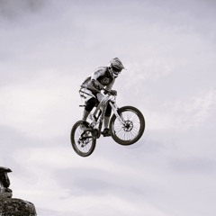 Quick Race (w. Bloth, Barzi)