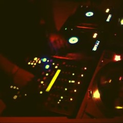 DEEP DARK MINIMAL TECH _ FÜR MAX ❤️