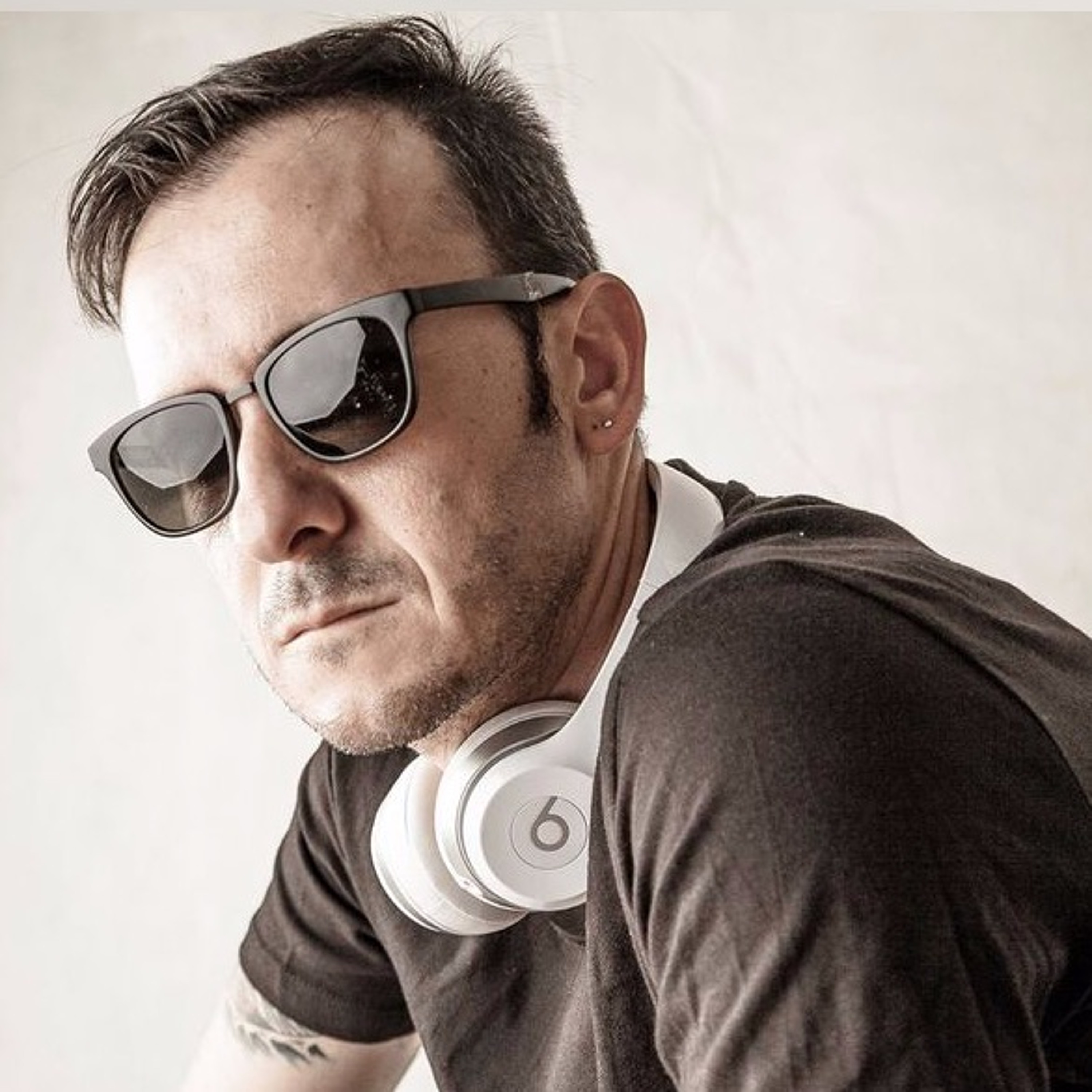 PodcasTixi by Tixi