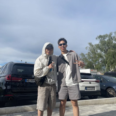 HAI TAY TREN CAO - DJ HARRYQ