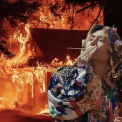 Unreleased love like this in Paris