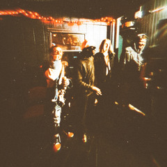 UUU [ft. Rue](Prod. Voltage)