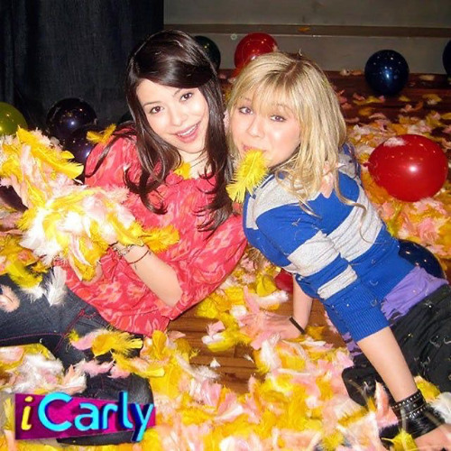 Watch icarly online free hotsell