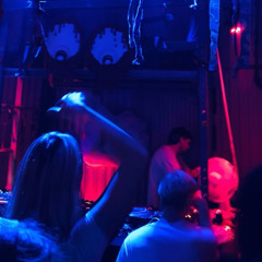 Markus Hennigor - Doof: Under the Roof 3/10-25