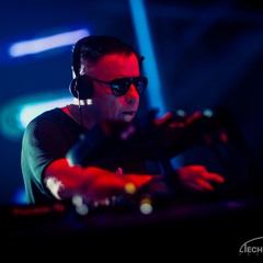 Martin Books Mixes, Podcasts & Live Set‘s